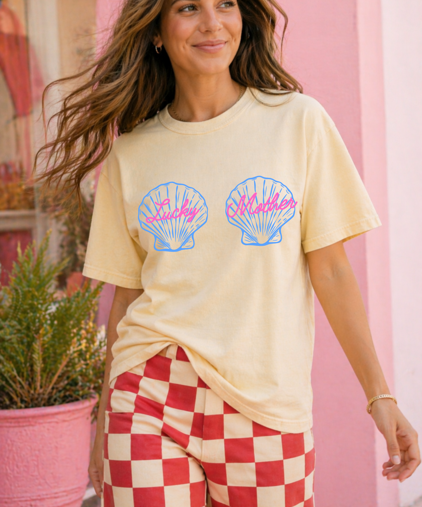 Lucky Mother Seashell Beach Tee